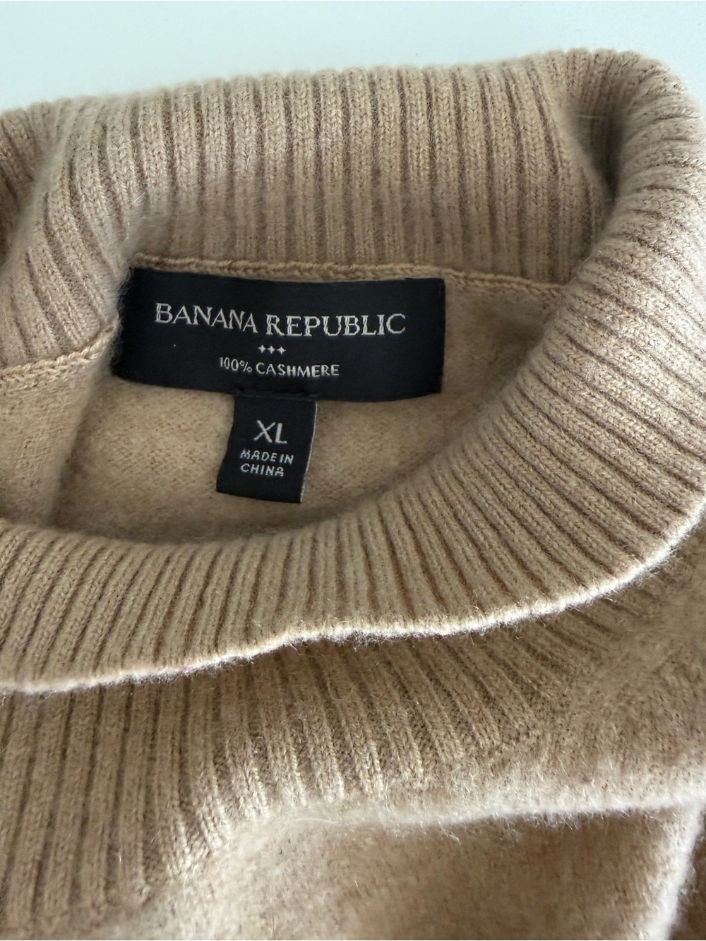 Vintage Banana Republic Cashmere 3/4 Mock Neck Sweater - Tan - Picture 3 of 5